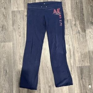 y2k low rise flare wide leg Navy and pink American eagle sweatpants
